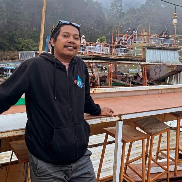 Ruang publik di sulawesi barat dan tantangan di era SDK